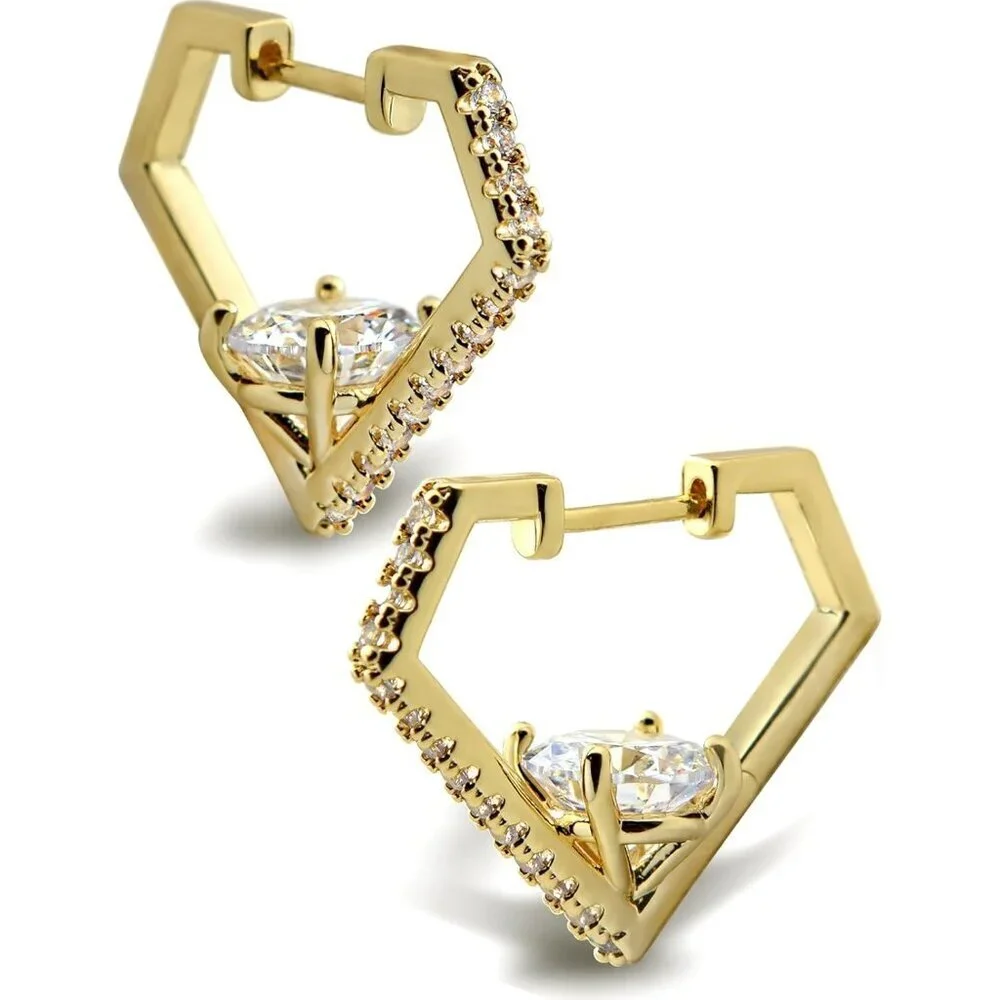 For nights when you need a little sparkle, diamond shaped huggies were very impr